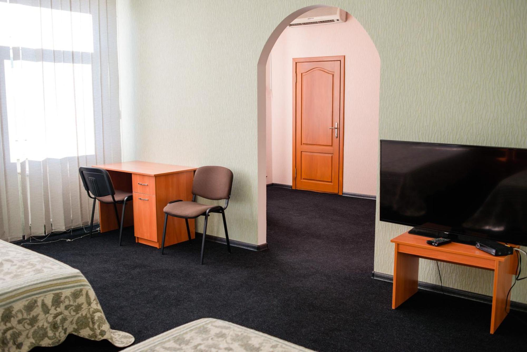 Hotel Vershnyk *